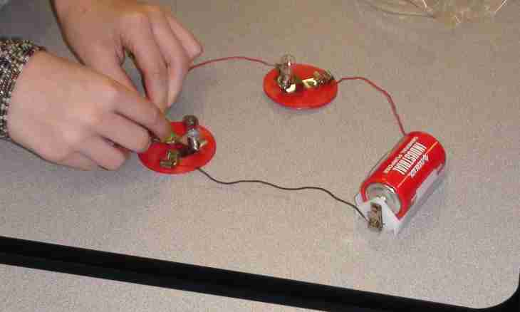 How to collect an electrical circuit